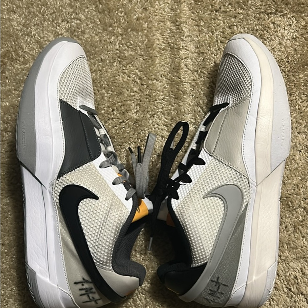 Nike Dual-Tone White and Gray Sneakers